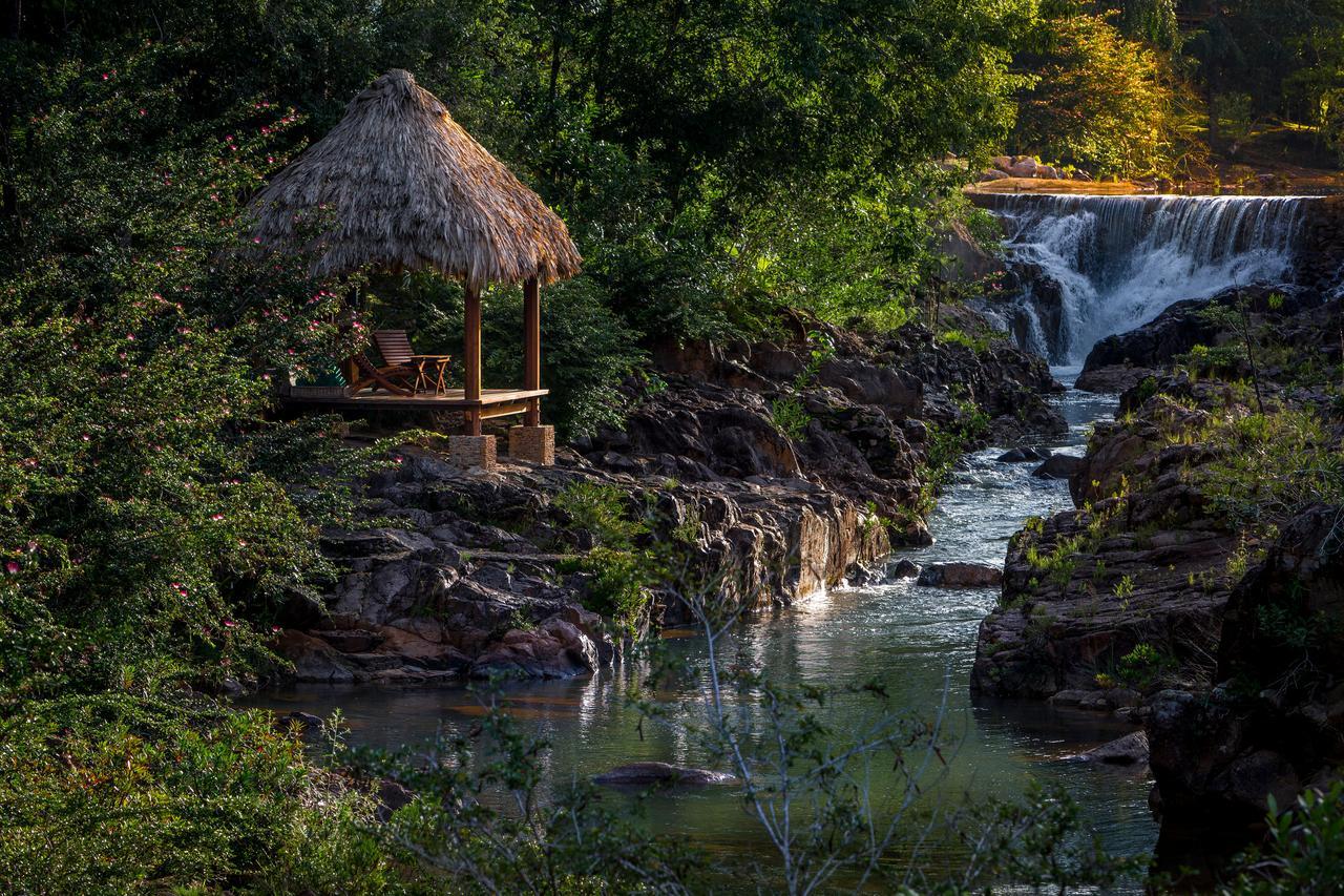 Blancaneaux Lodge By Francis Ford Coppola San Ignacio Exterior photo